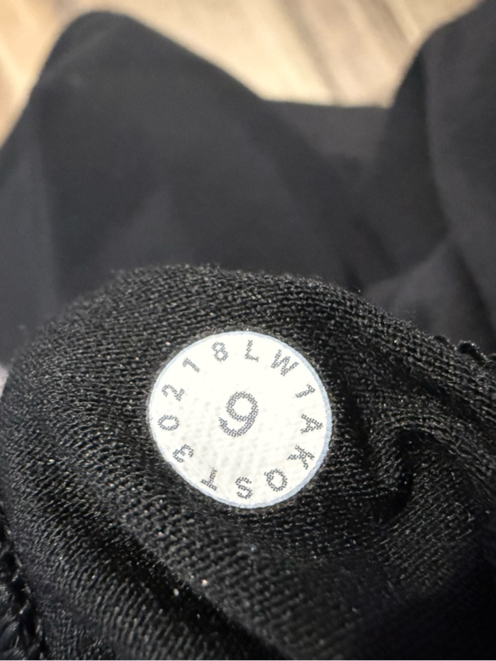 Lululemon Sun Setter Tank - Picture 3 of 4